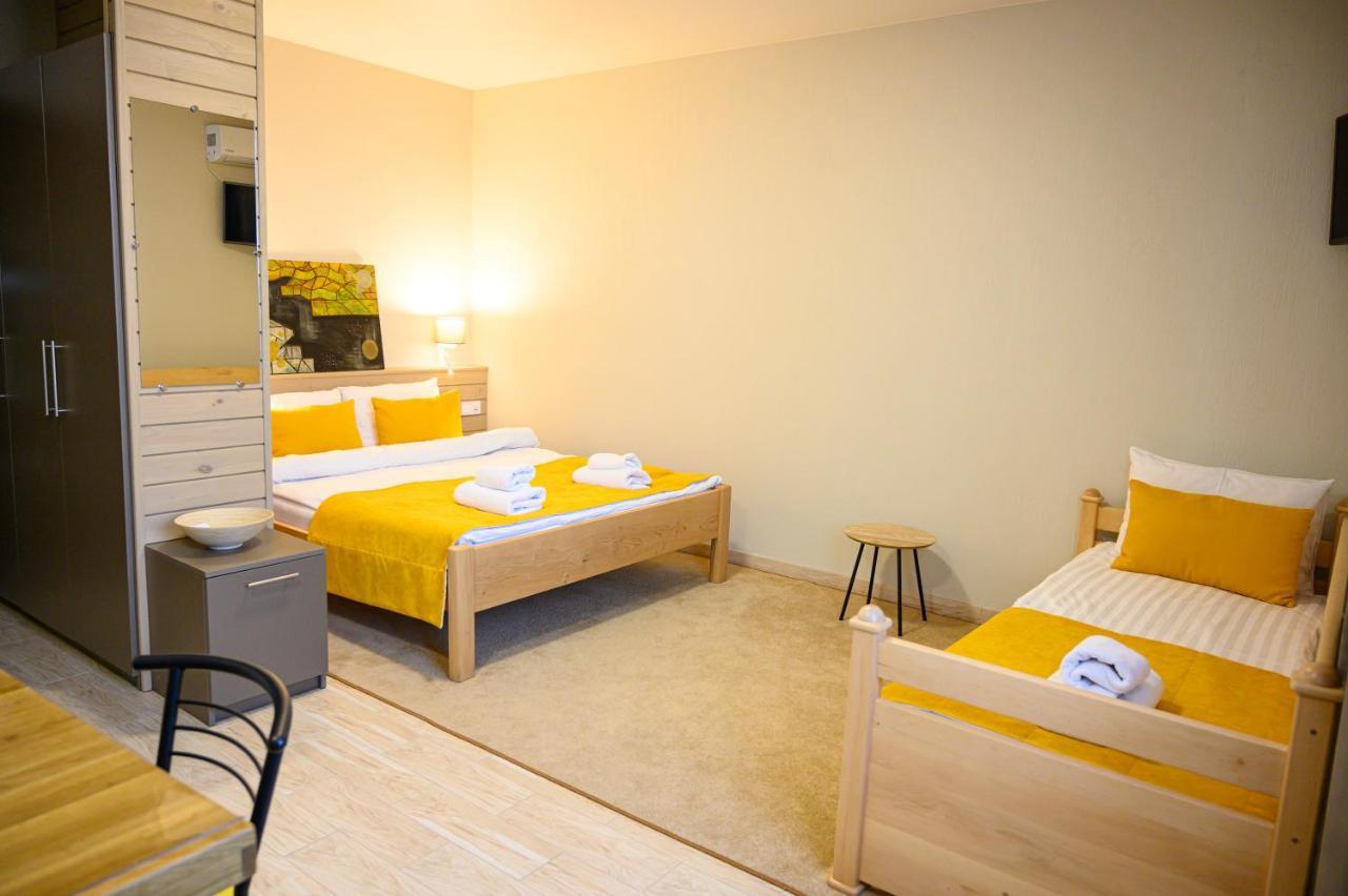 Space Apart Hotel Lutsk Luaran gambar