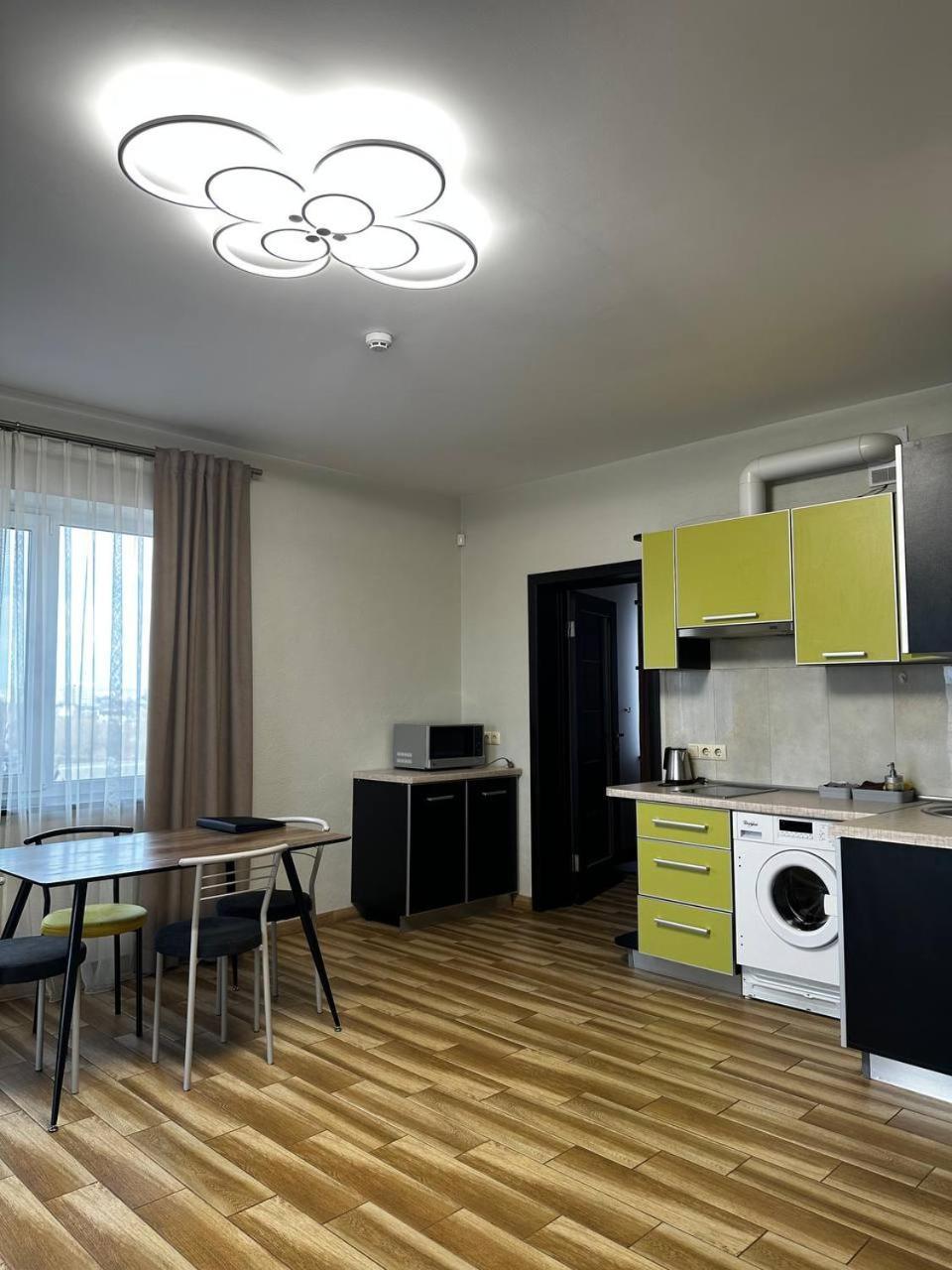 Space Apart Hotel Lutsk Bilik gambar