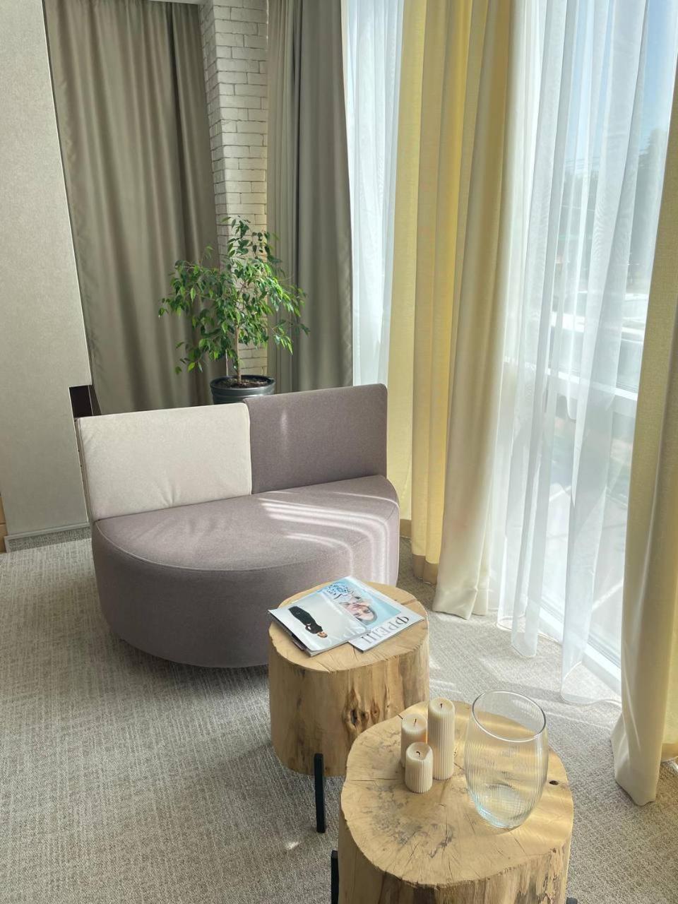 Space Apart Hotel Lutsk Luaran gambar