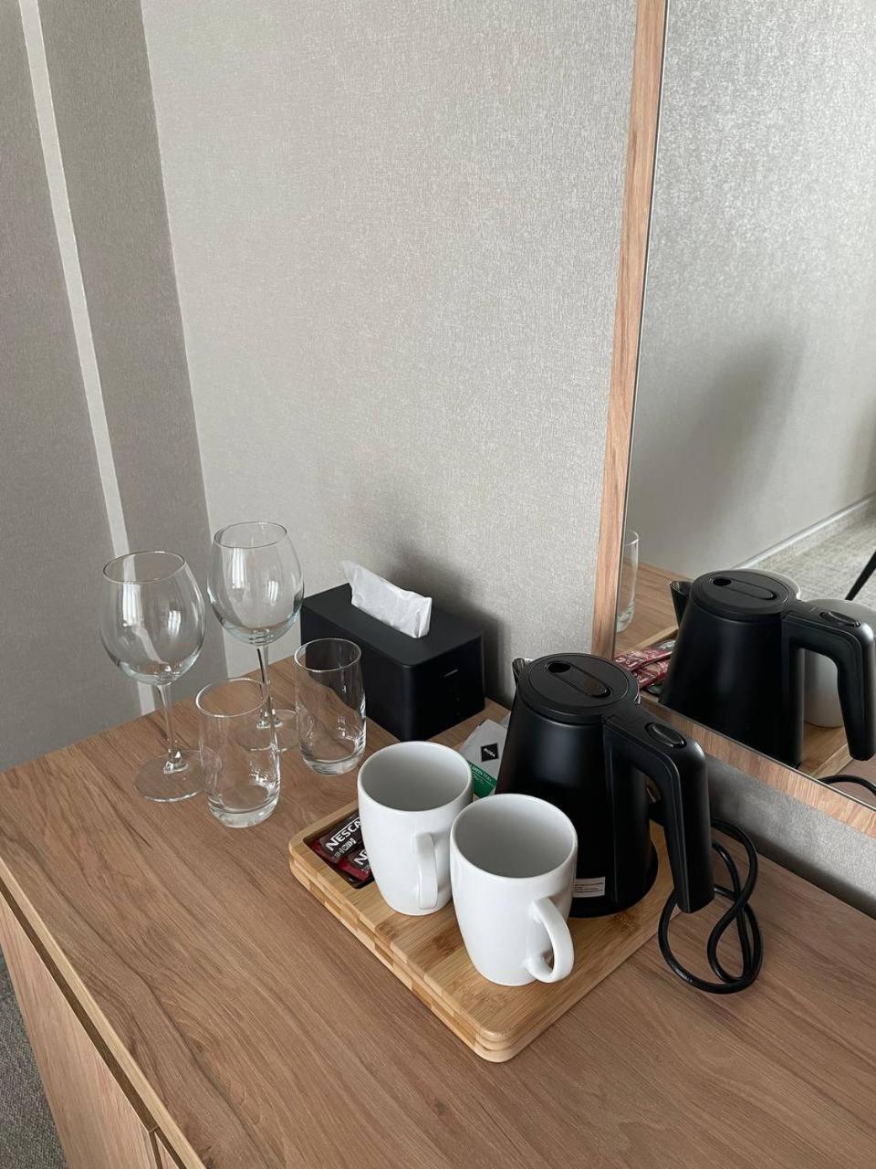 Space Apart Hotel Lutsk Luaran gambar