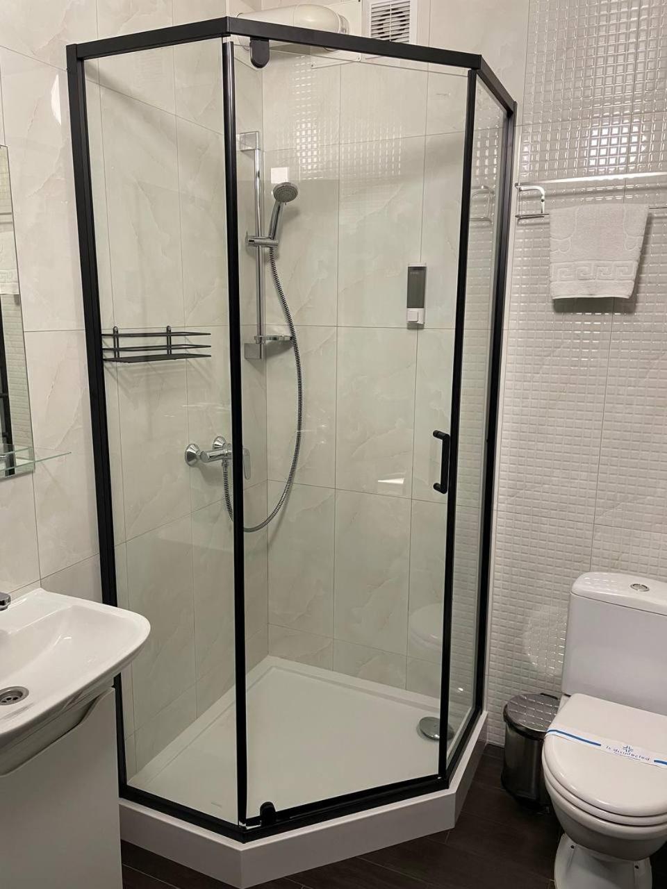 Space Apart Hotel Lutsk Luaran gambar