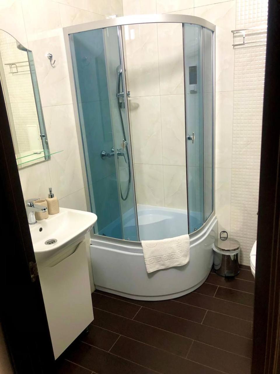 Space Apart Hotel Lutsk Luaran gambar